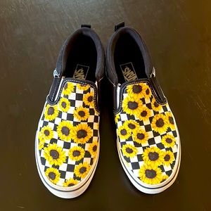 Sunflower checkered vans, size 5
